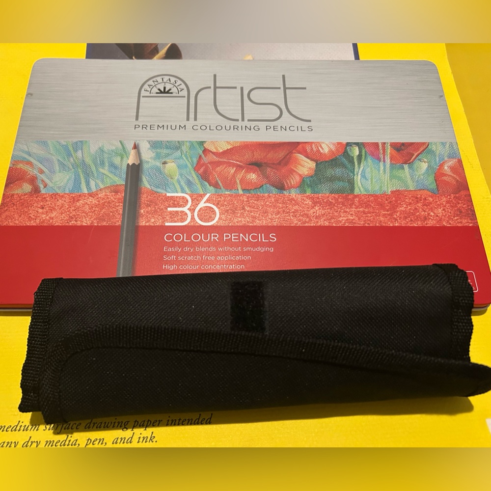 New Fantasía 36 Colored Pencils Set - Picture 5 of 6